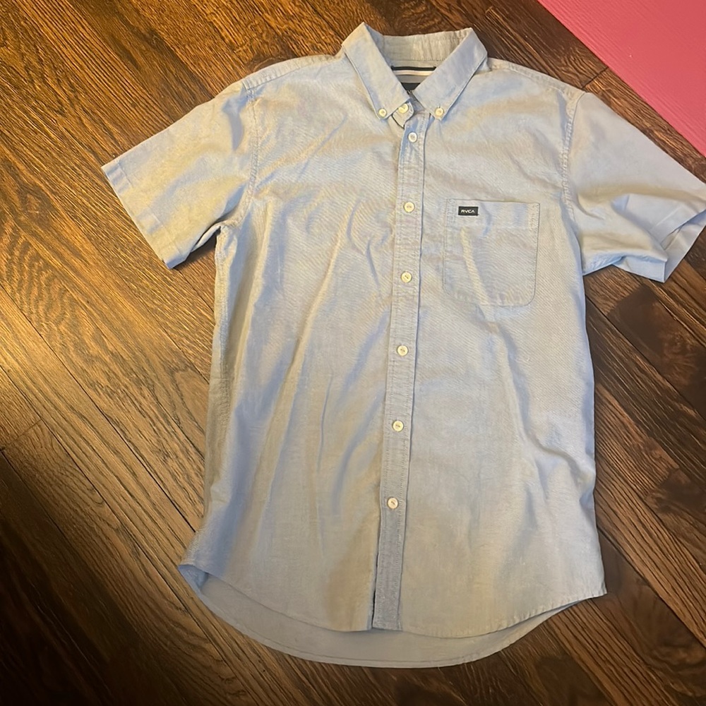 Men’s small RVCA button up